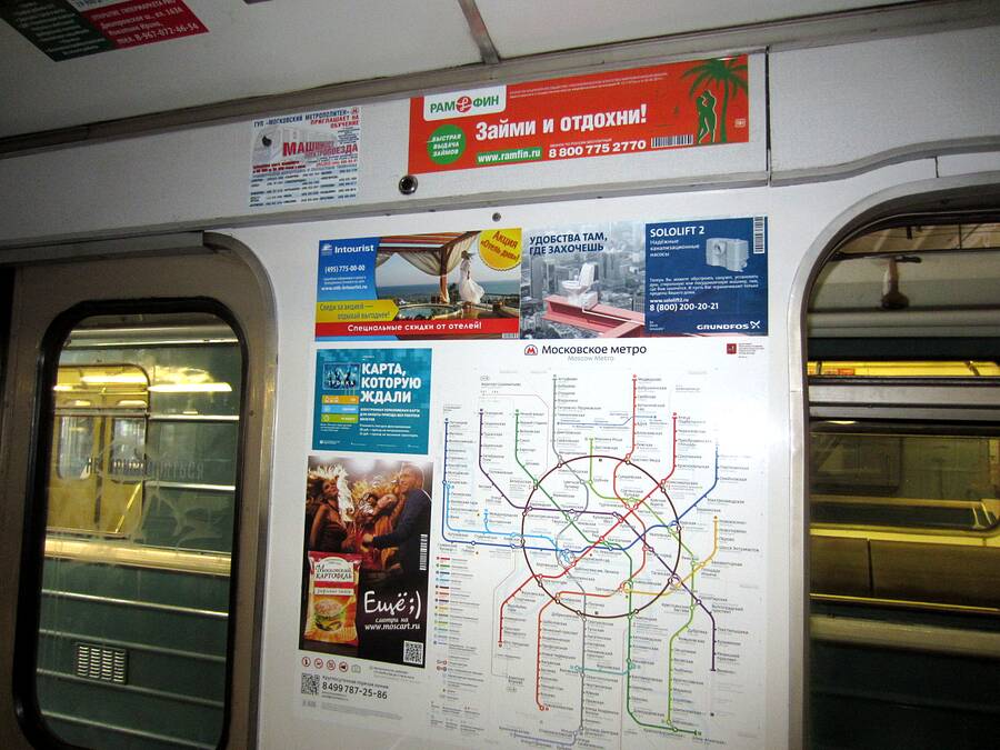 Реклама в метро – особенности
