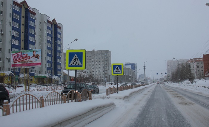 Размещение рекламы нашего клиента "Фермакопейка" на щитах 3х6 в г. Сургут