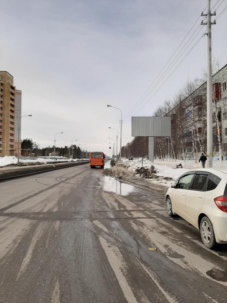 щит 3х6 в г. Сургут | ул. Крылова (ТЦ Магнит, Магнит косметик, стоматология Мастер  Дент, гостиничный комплекс Медвежий угол) А | ООО 