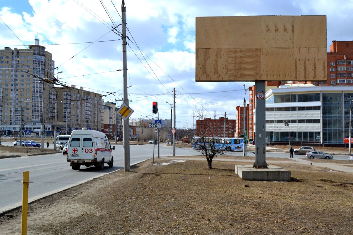 щит 3х6 в г. Чебоксары | Пересечение ул. Мичмана Павлова и ул.  Университетской, д. 33 (около ТЦ Питер) А | ООО 