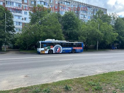 Размещение рекламы компании «Батарейка» на троллейбусах в городе Ставрополь