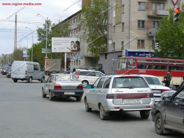 Степана разина екатеринбург. Степана Разина Щорса. Перекресток Щорса Степана Разина Екатеринбург. Ул Щорса ул Степана Разина. Улица Щорса Южный автовокзал.