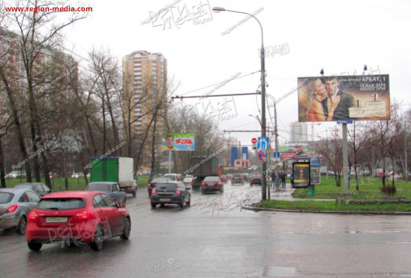 800 летия москвы 6. Пересечение 800 летия Москвы и Дмитровского шоссе. Реклама на Дмитровском шоссе щиты. 800 Летия Москвы остановка Дмитровское шоссе. Гермес 800 летия Москвы.