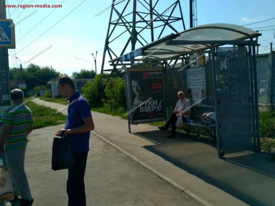 Ульяновск ул урицкого. Улица Энтузиастов Ульяновск. Остановка Урицкого Ульяновск. Остановка Энтузиастов Екатеринбург. Остановка Энтузиастов Уфа.